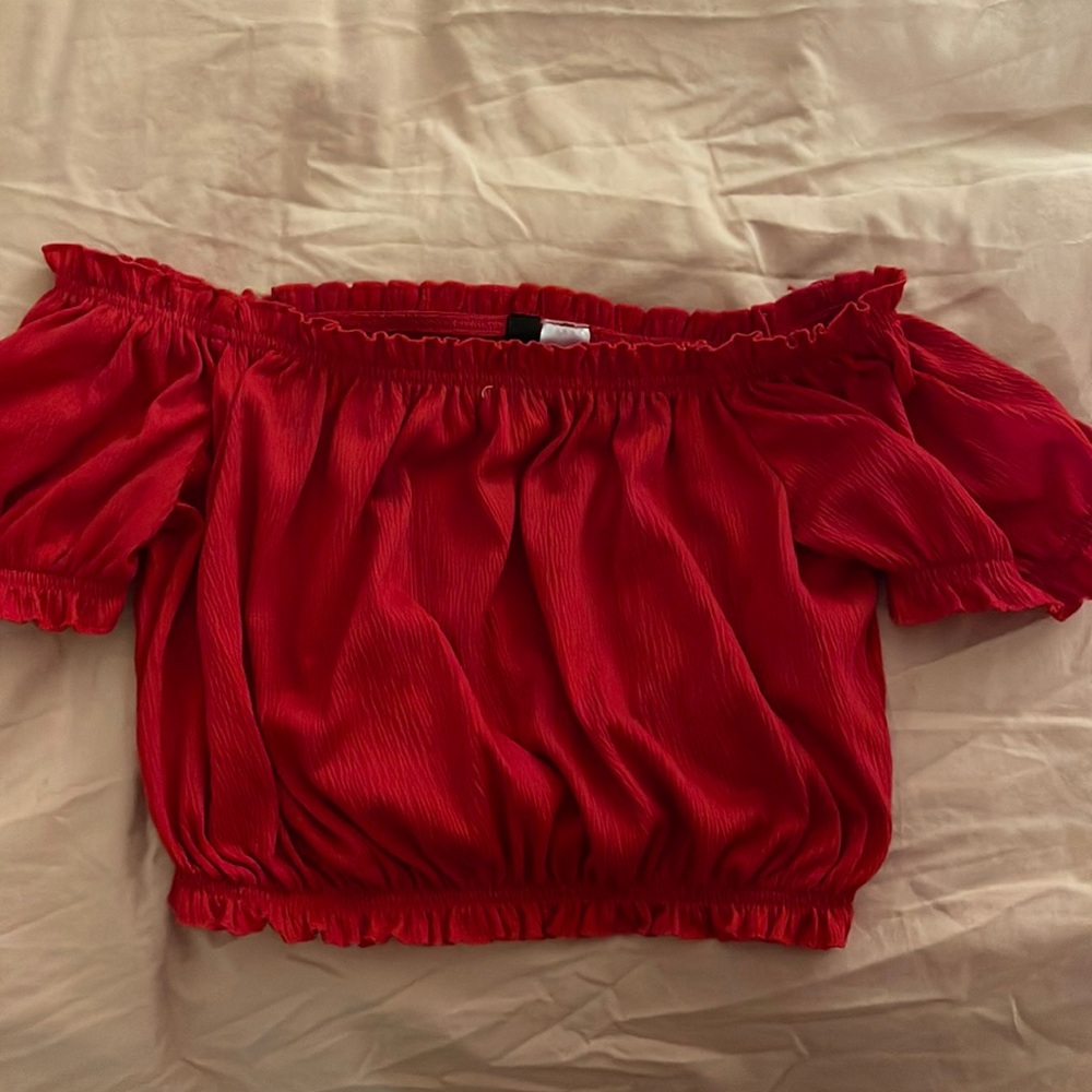 H&M Red Crop Top - Small